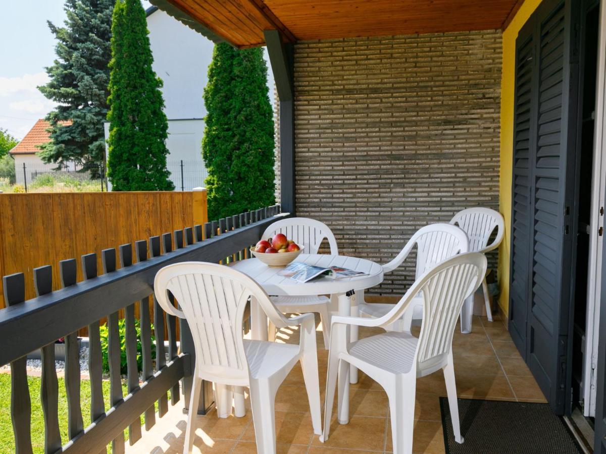 Holiday Home Hibiscus By Interhome Balatonkeresztúr Екстериор снимка