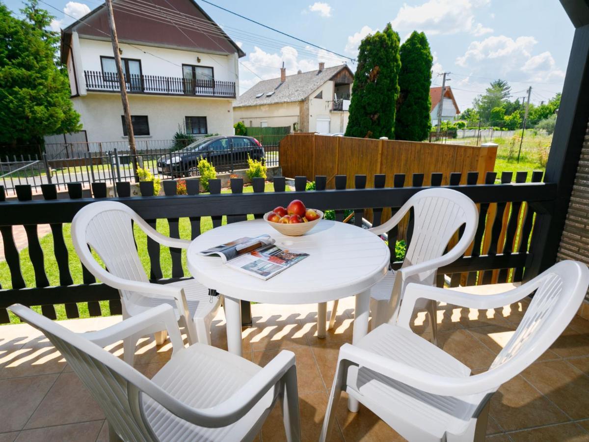 Holiday Home Hibiscus By Interhome Balatonkeresztúr Екстериор снимка